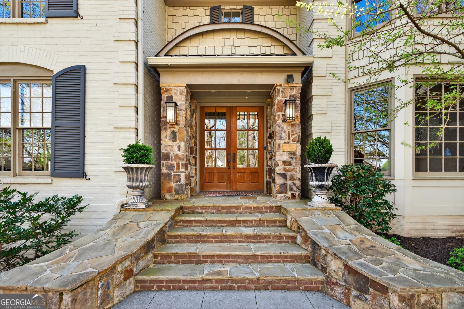 1020 Abingdon Lane Johns Creek - Photo 9