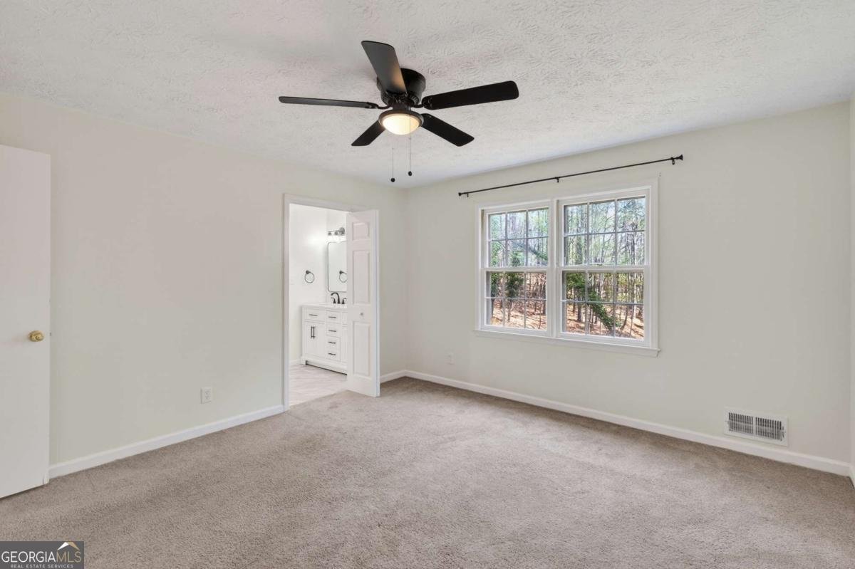 4684 Ben Hill Drive Oakwood - Photo 12