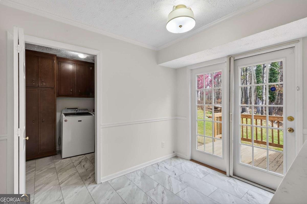 4684 Ben Hill Drive Oakwood - Photo 9