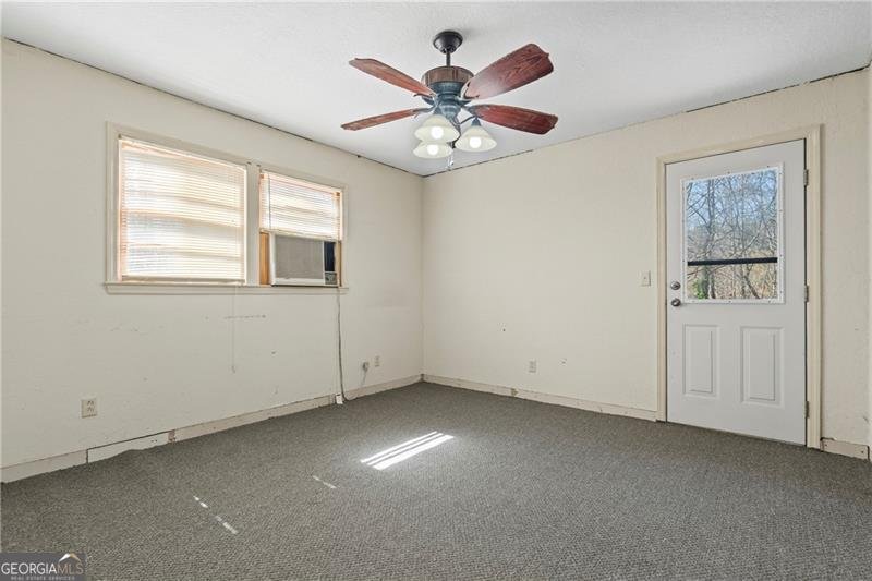 300 Small Pond Drive Cleveland - Photo 41