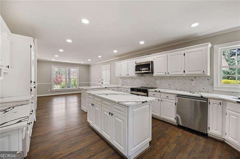 315 Lucinda Court Marietta - Photo 8