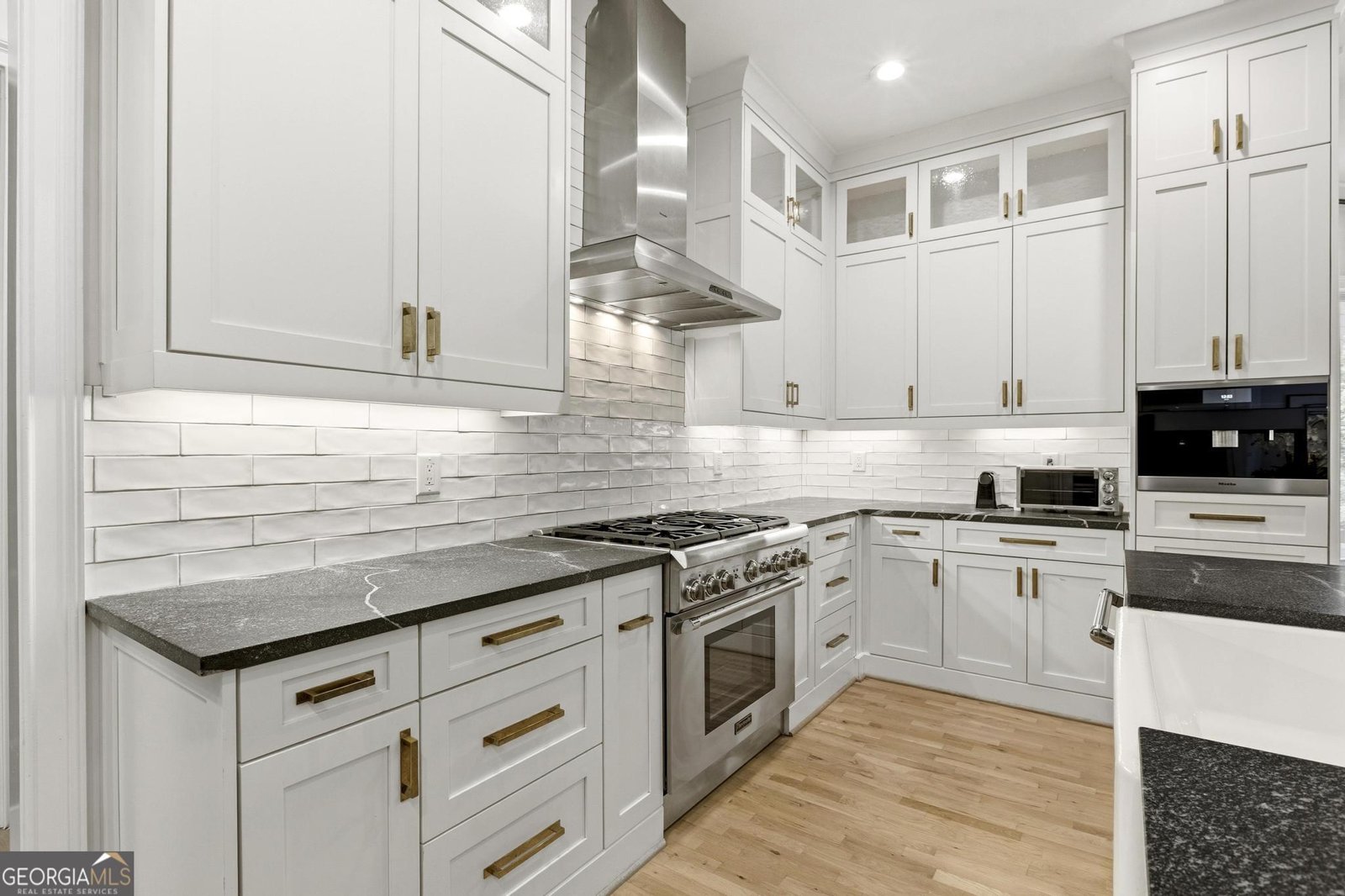 2085 Cambridge Avenue Atlanta - Photo 13