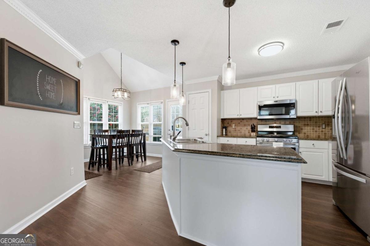 300 Granville Circle Marietta - Photo 13