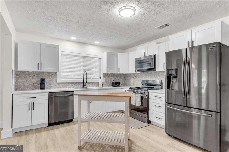 5820 Rolling Oaks Drive Cumming - Photo 11