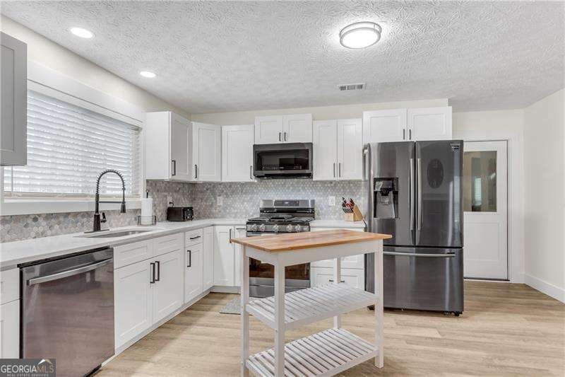 5820 Rolling Oaks Drive Cumming - Photo 12