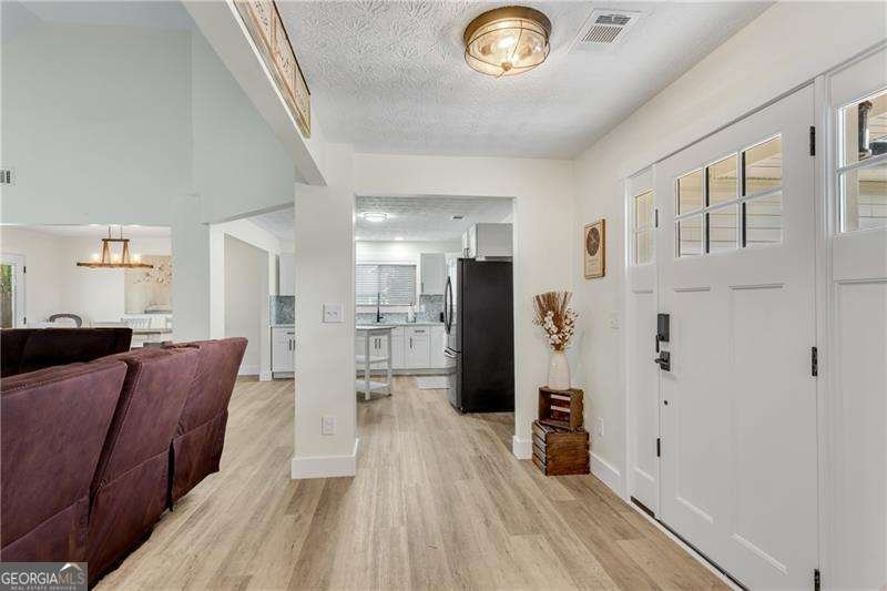 5820 Rolling Oaks Drive Cumming - Photo 6