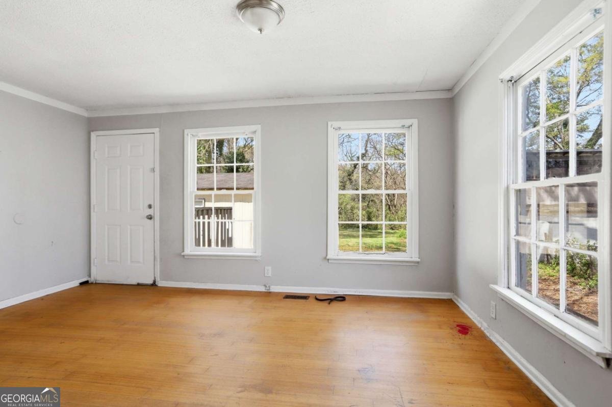 780 South Avenue Forest Park - Photo 6