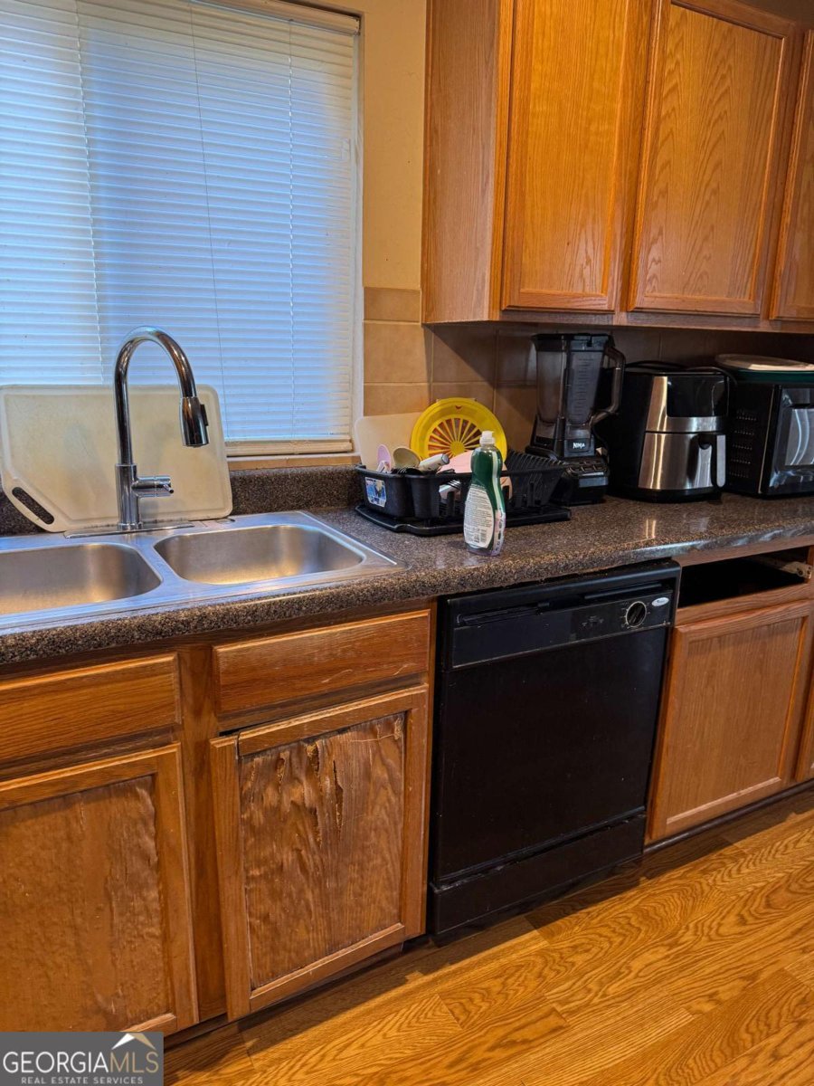 311 Silver Spring Street Dallas - Photo 6