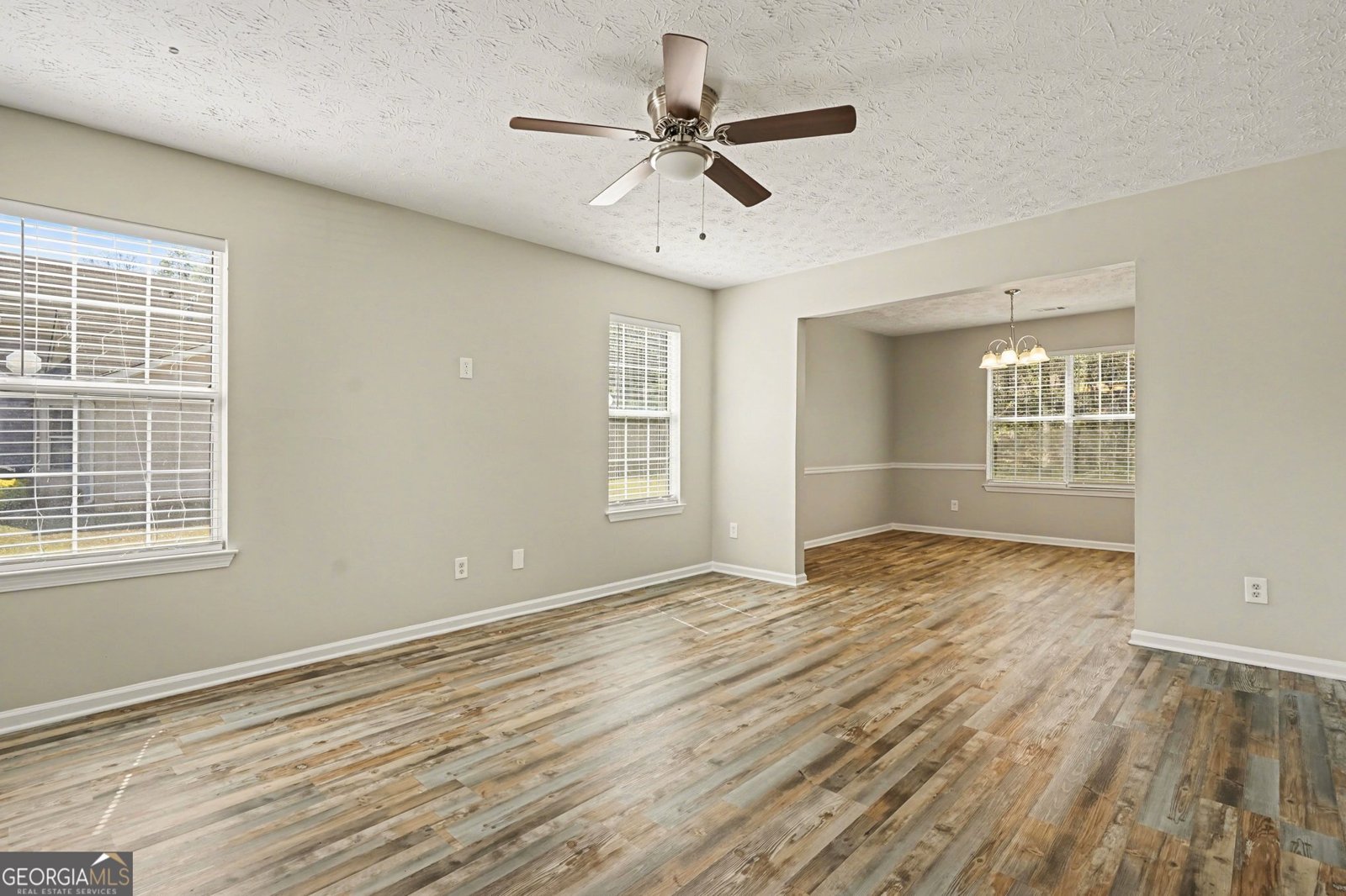 771 Conisburgh Court Stone Mountain - Photo 11