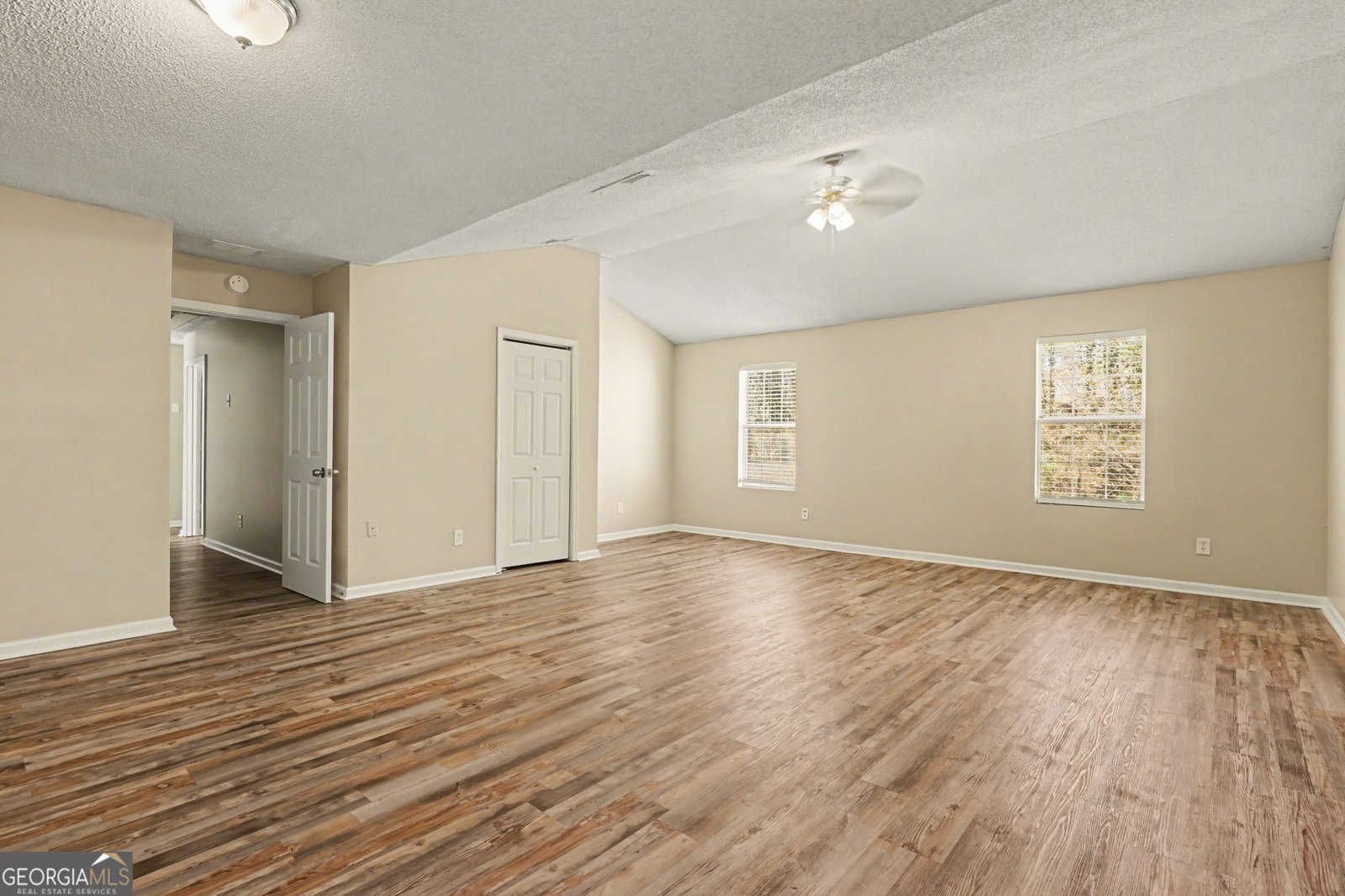 771 Conisburgh Court Stone Mountain - Photo 13