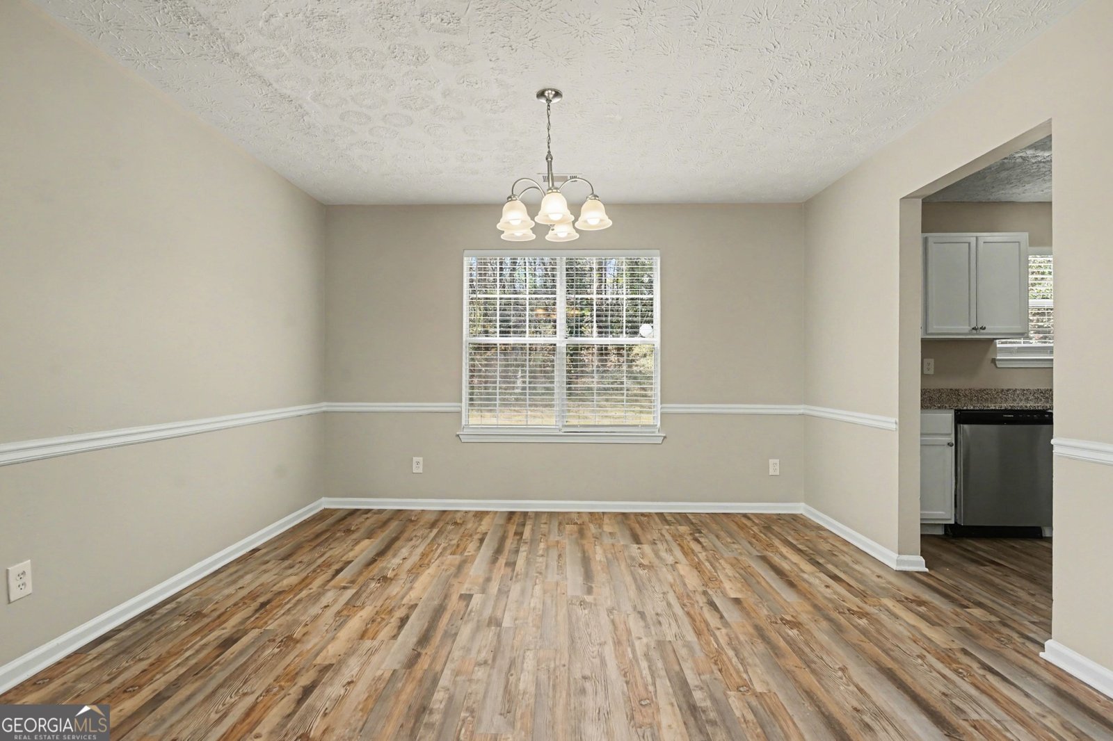 771 Conisburgh Court Stone Mountain - Photo 6