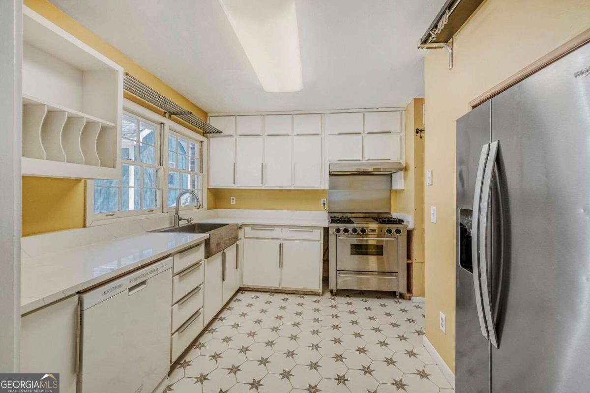 2754 Esquire Way Tucker - Photo 9