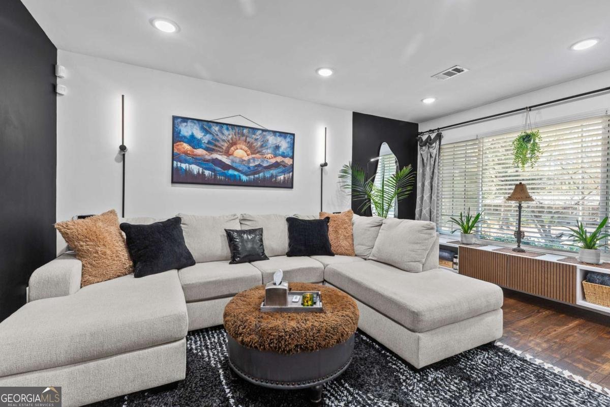 2026 Glendale Drive Decatur - Photo 6