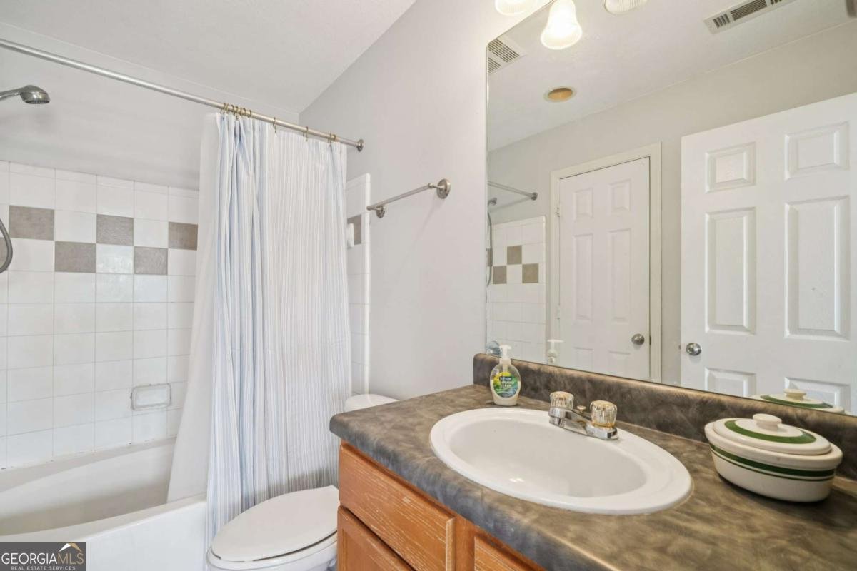 2147 Del Lago Circle Kennesaw - Photo 13