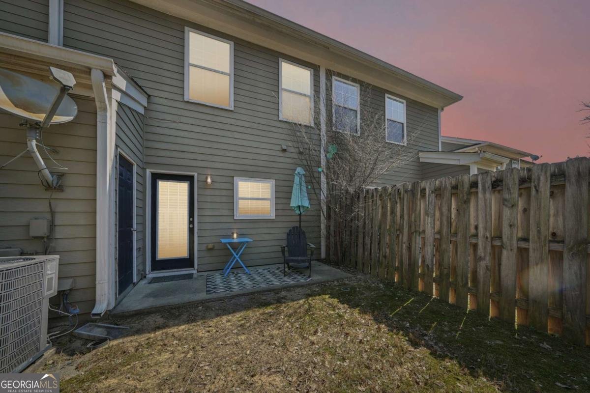 2147 Del Lago Circle Kennesaw - Photo 33