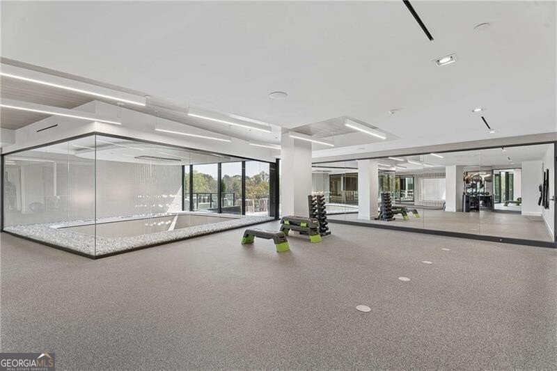 2425 Peachtree Road Atlanta - Photo 32