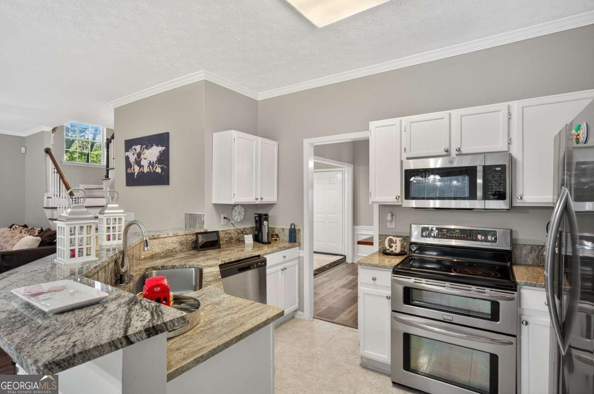 2361 Emerald Drive Loganville - Photo 12