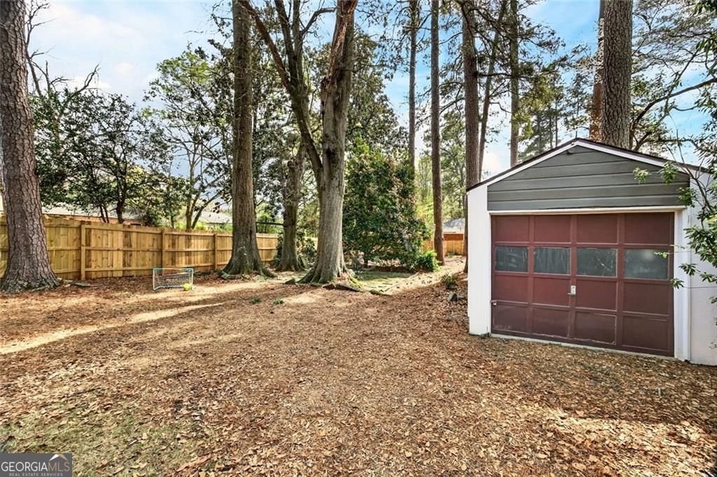 1310 Winburn Drive East Point - Photo 40