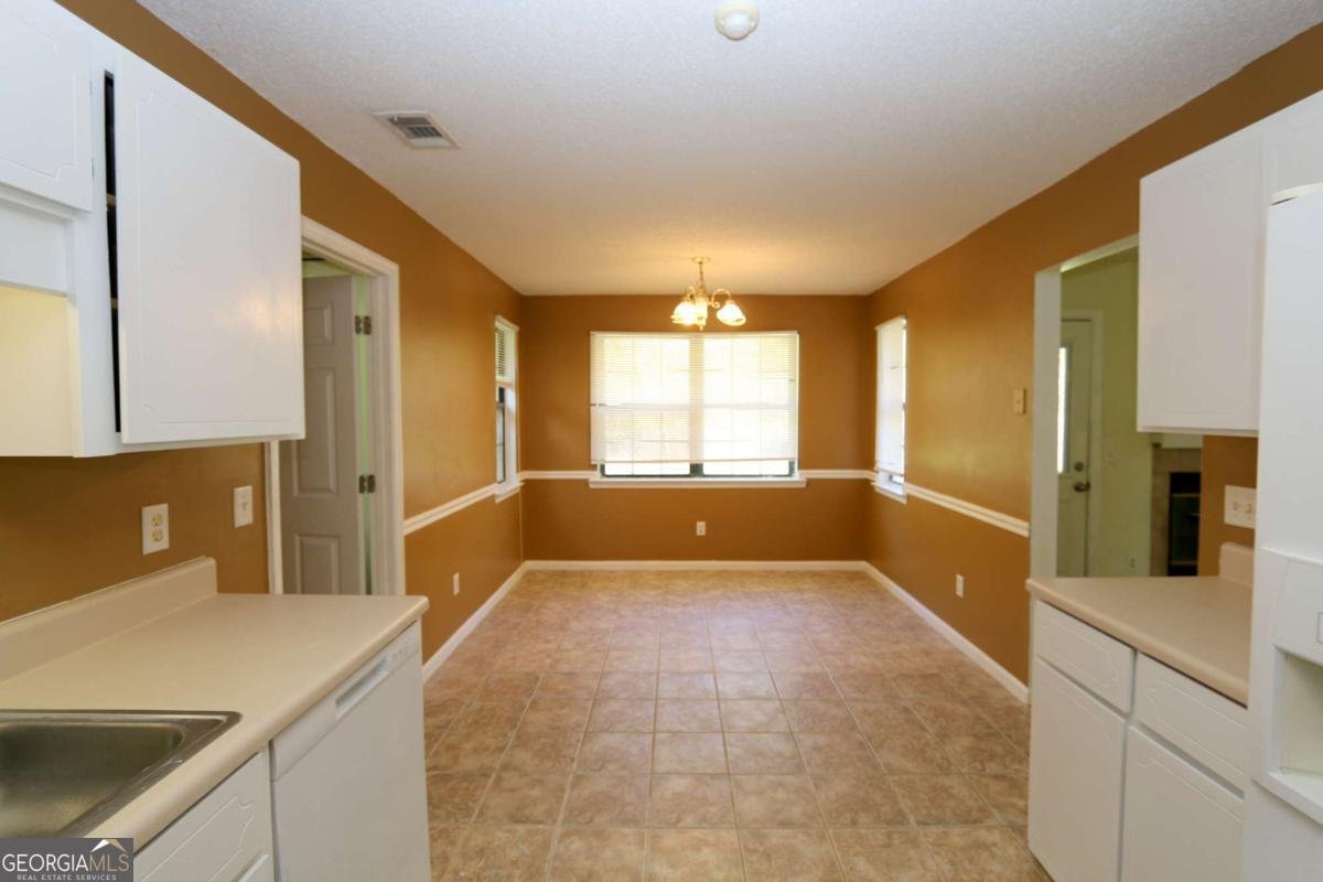 2352 Rowe Street Hinesville - Photo 12