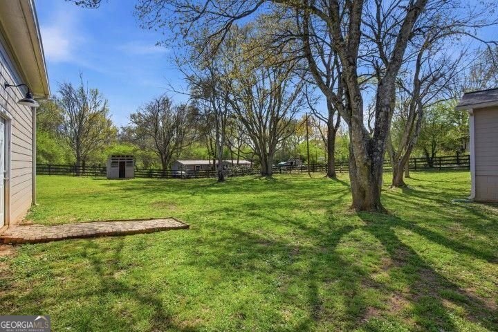 2215 Roper Road Cumming - Photo 10