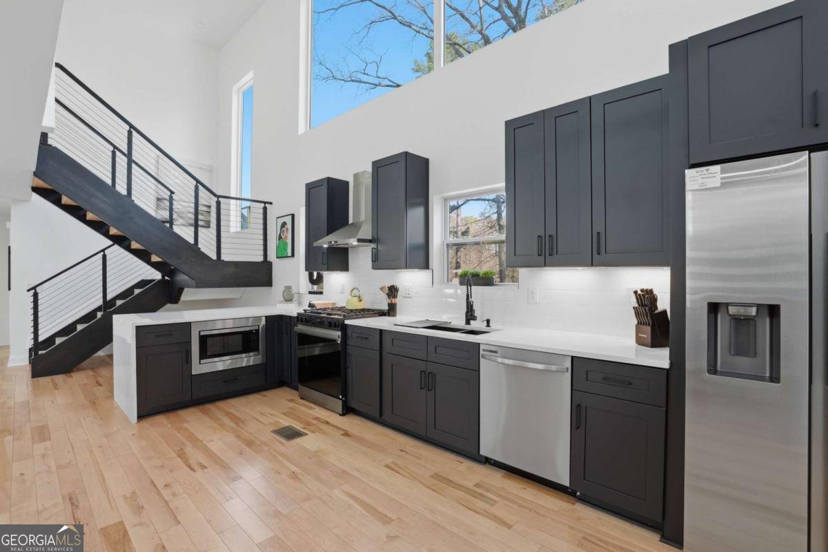 2396 Sunset Drive Atlanta - Photo 11