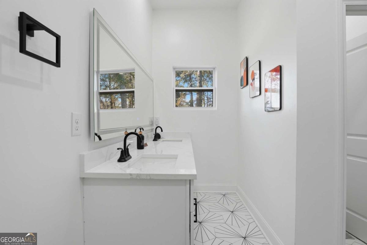 2396 Sunset Drive Atlanta - Photo 33