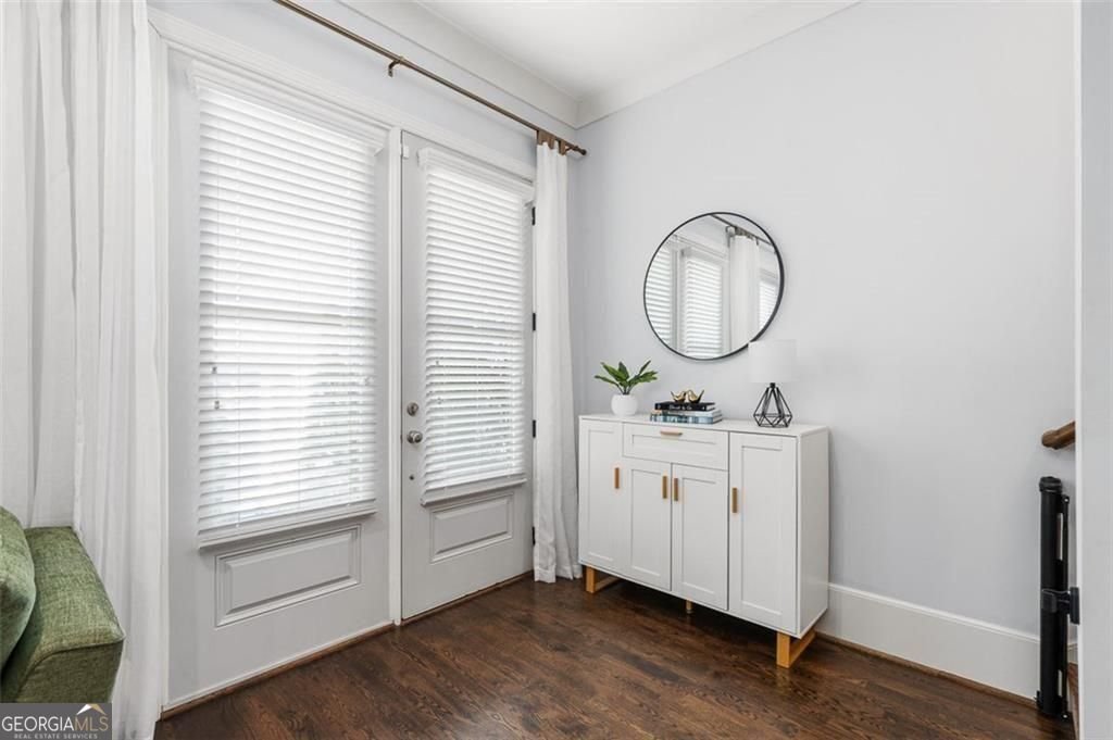 2045 Telfair Circle Atlanta - Photo 9