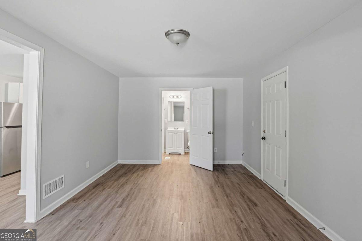 1650 Bridgeport Drive Atlanta - Photo 8