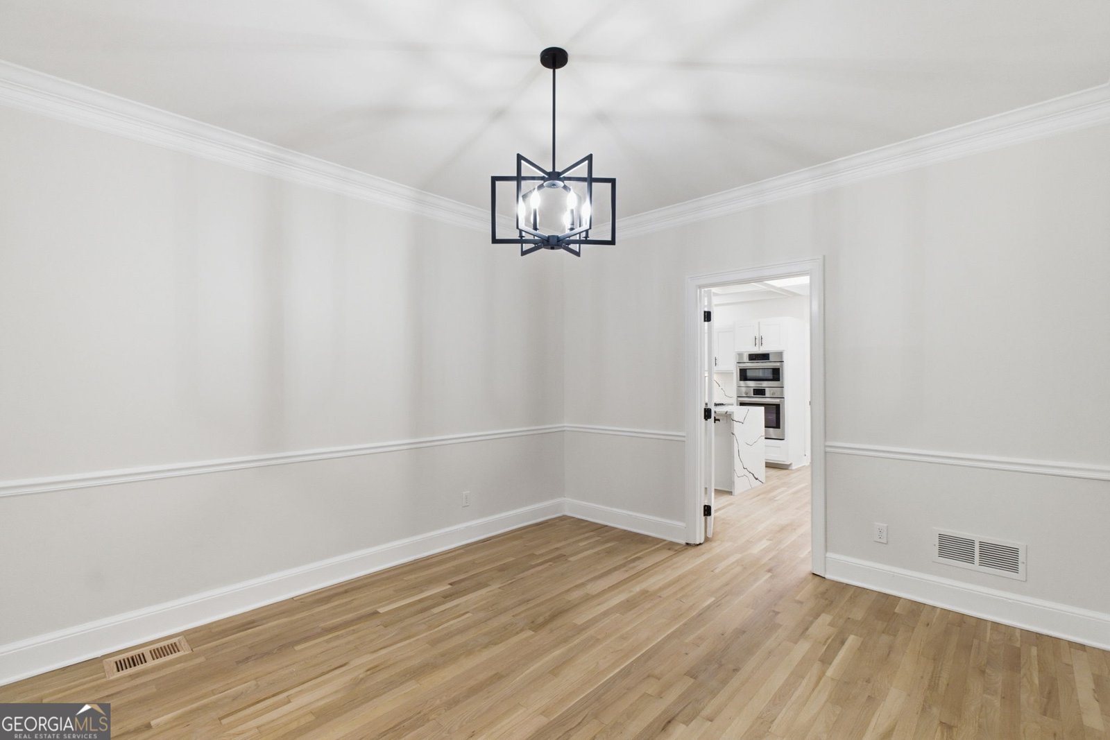 7170 Riverside Drive Sandy Springs - Photo 14