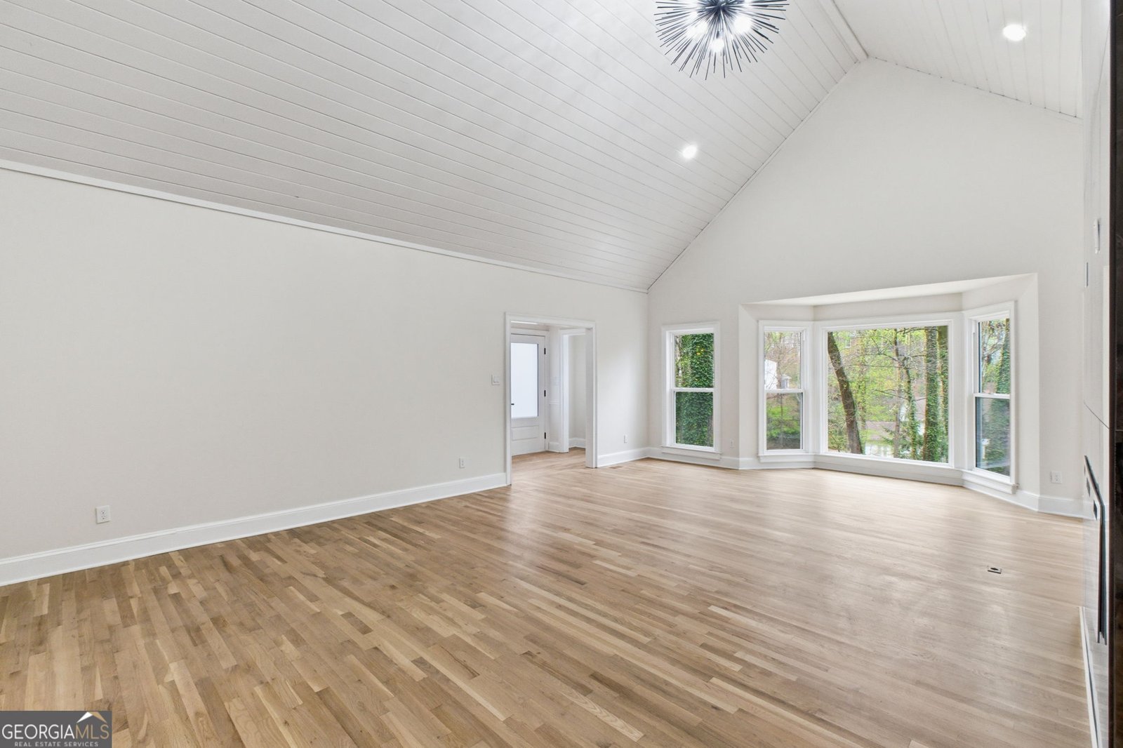 7170 Riverside Drive Sandy Springs - Photo 8