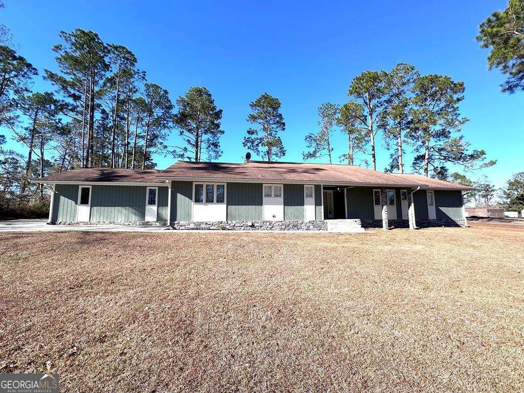 221 Collins Street Lyons - Photo 1