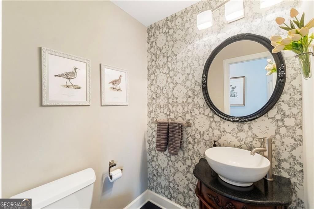 330 Devon Court Alpharetta - Photo 11