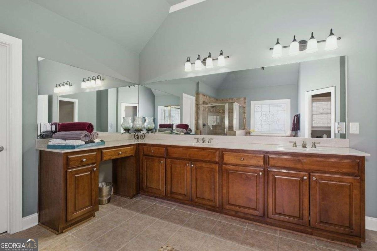 1131 Blue Water Court Buford - Photo 37