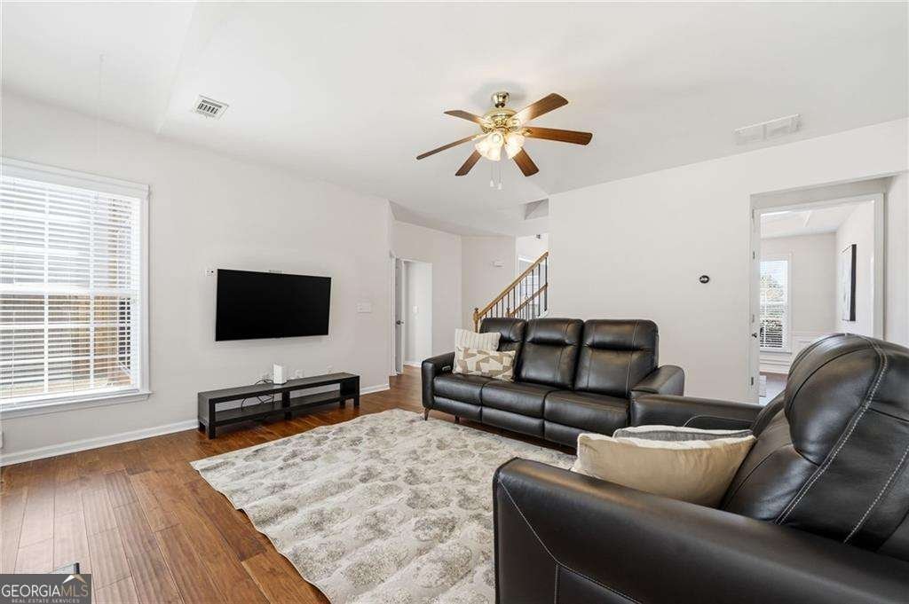 310 Hammersmith Drive Suwanee - Photo 20