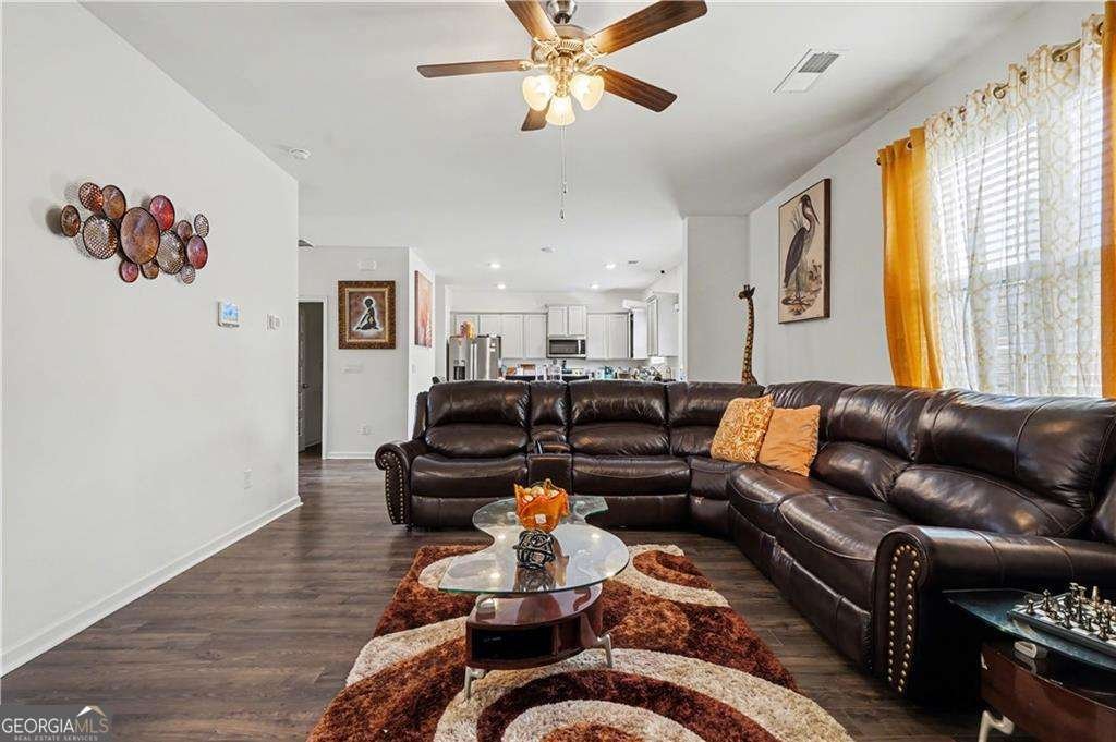 1734 Middle Brook Drive Conyers - Photo 12