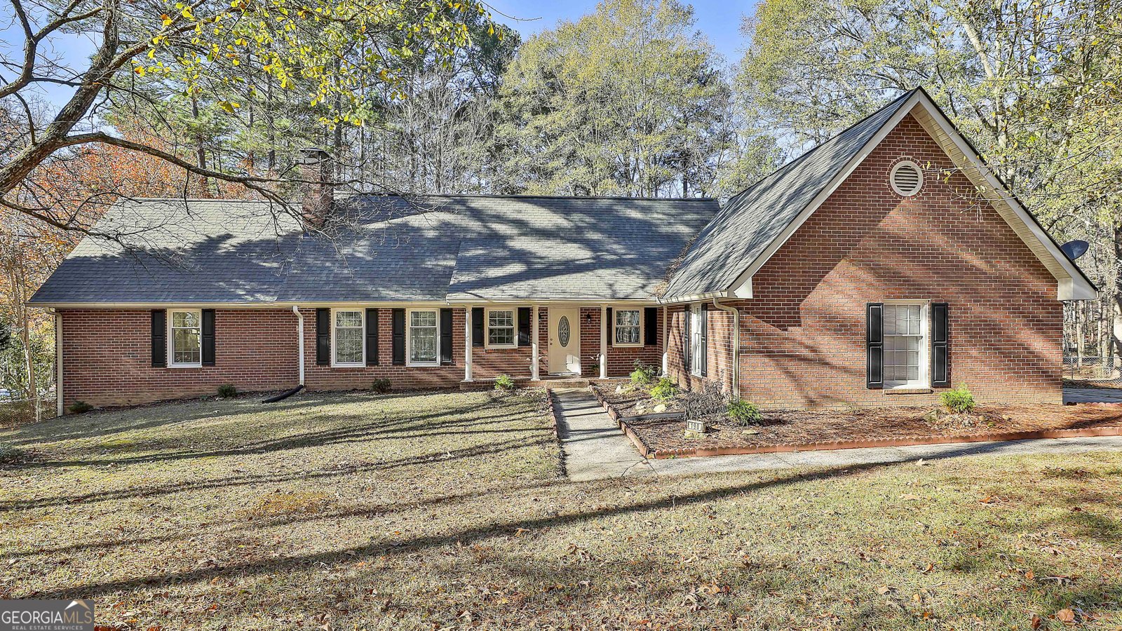 190 Willow Lake Lane Sharpsburg - Photo 1