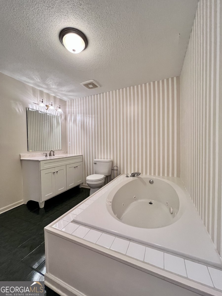 640 Shadow Moss Drive Macon - Photo 11