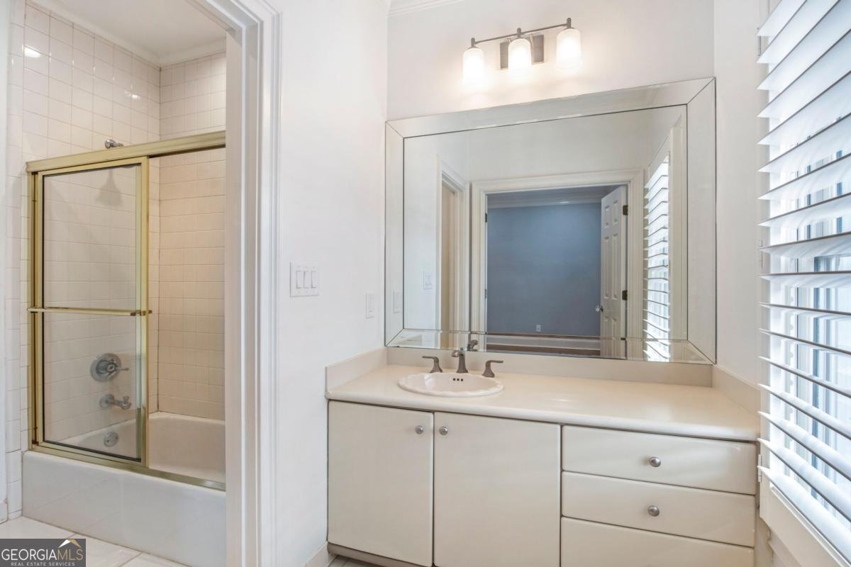 3685 Peachtree Road Atlanta - Photo 24