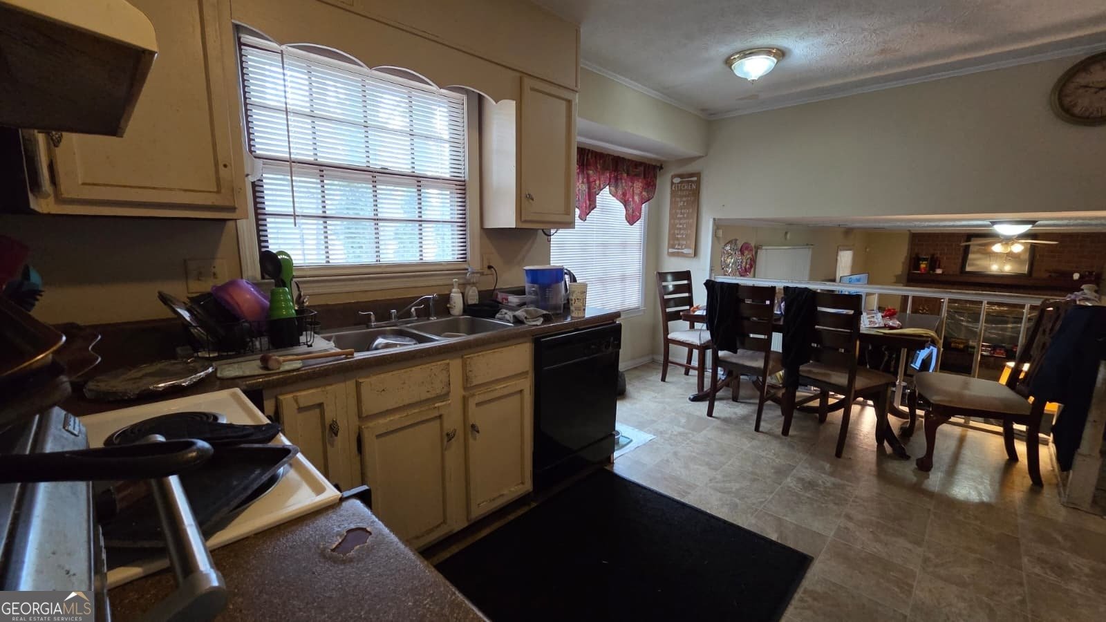 1915 Lisa Lane Riverdale - Photo 9