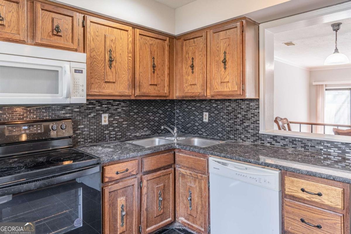 1012 Country Court Lawrenceville - Photo 20