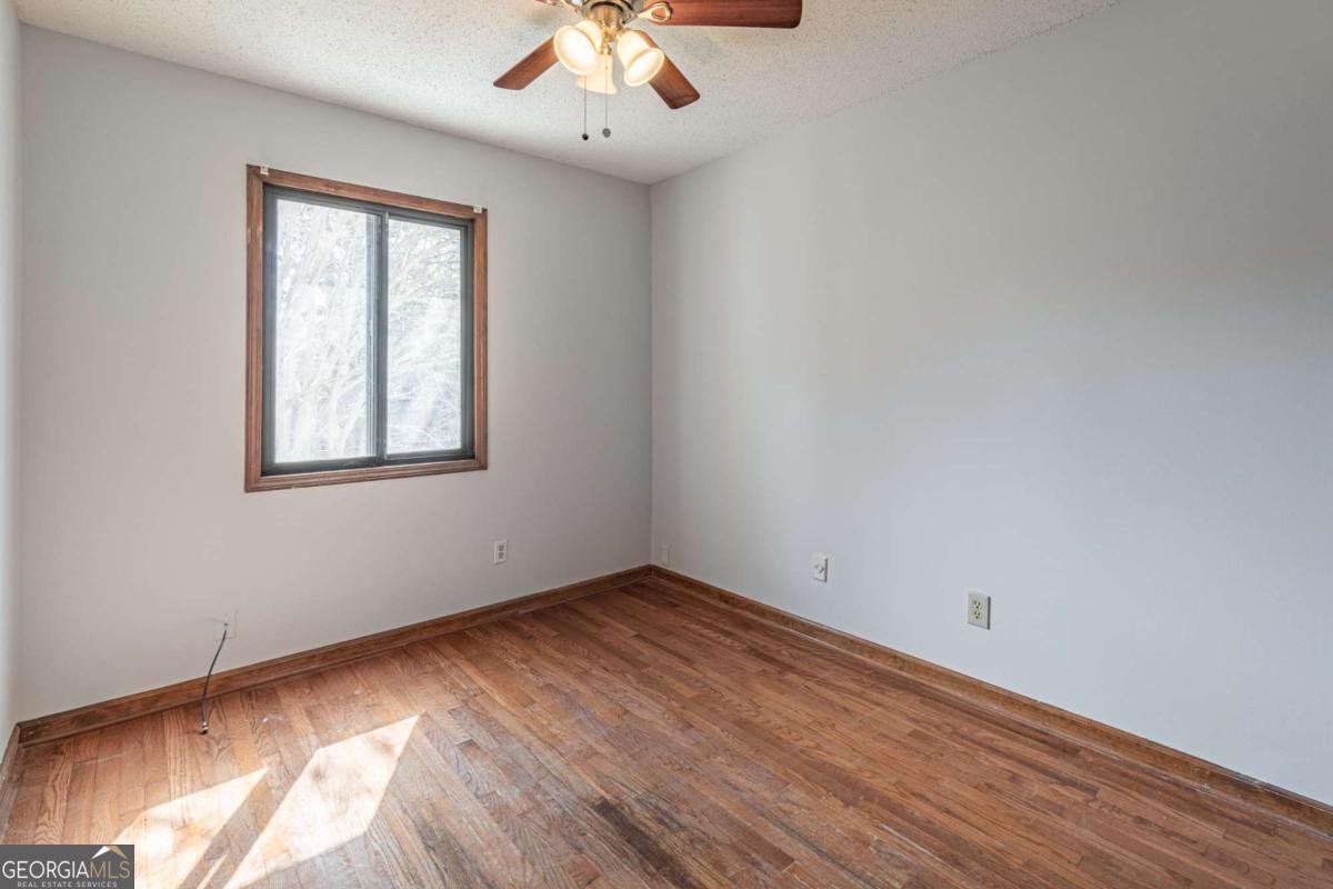 1012 Country Court Lawrenceville - Photo 32