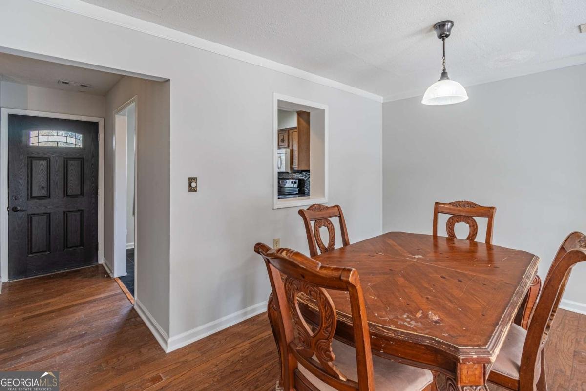 1012 Country Court Lawrenceville - Photo 9