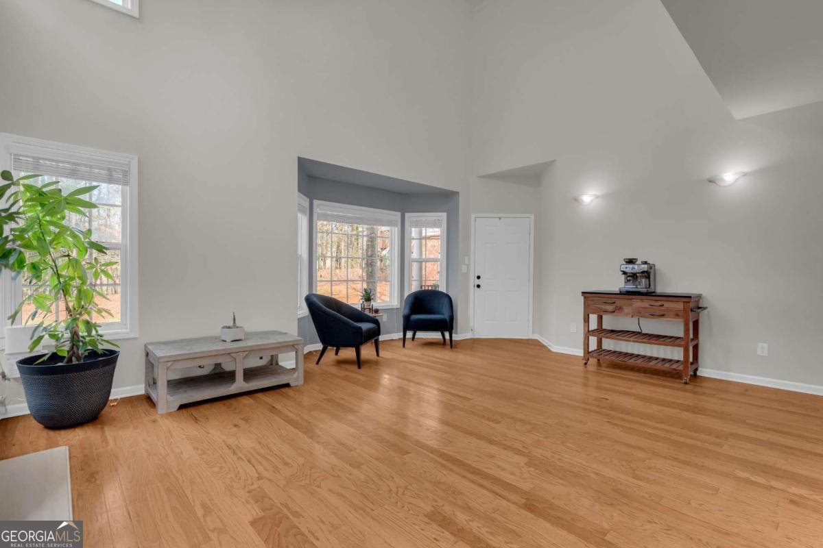 350 Eagle Tiff Drive Sugar Hill - Photo 9