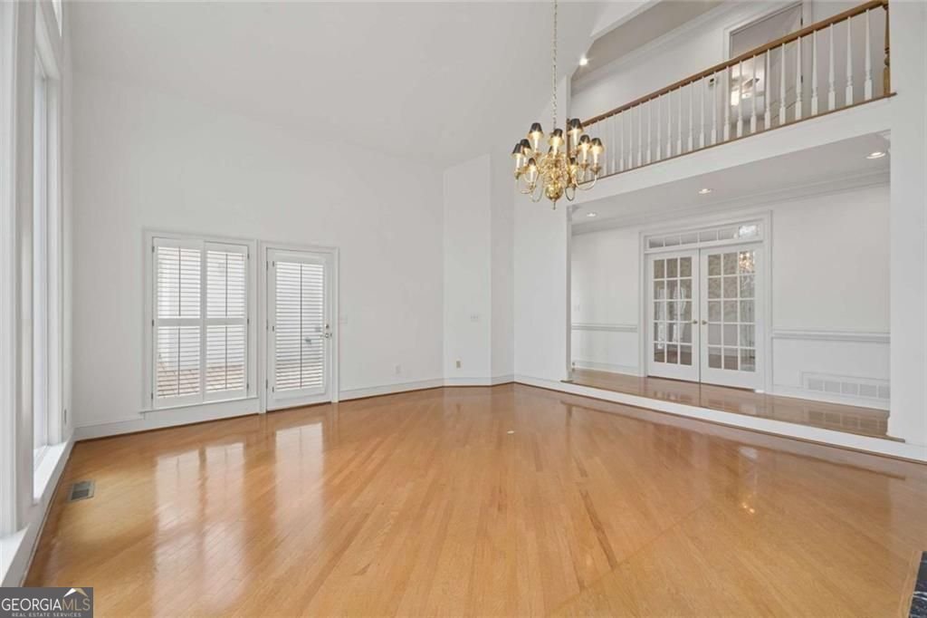 8500 Valemont Drive Sandy Springs - Photo 11