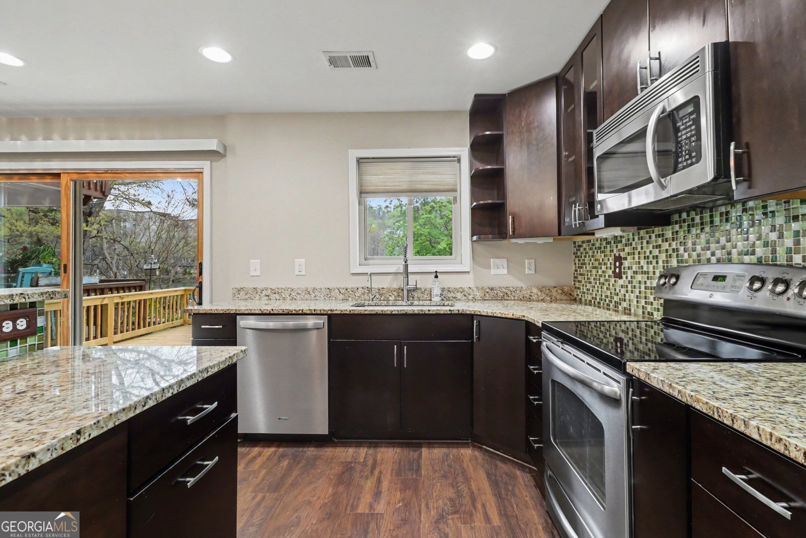 1105 Riverbend Club Drive Atlanta - Photo 15