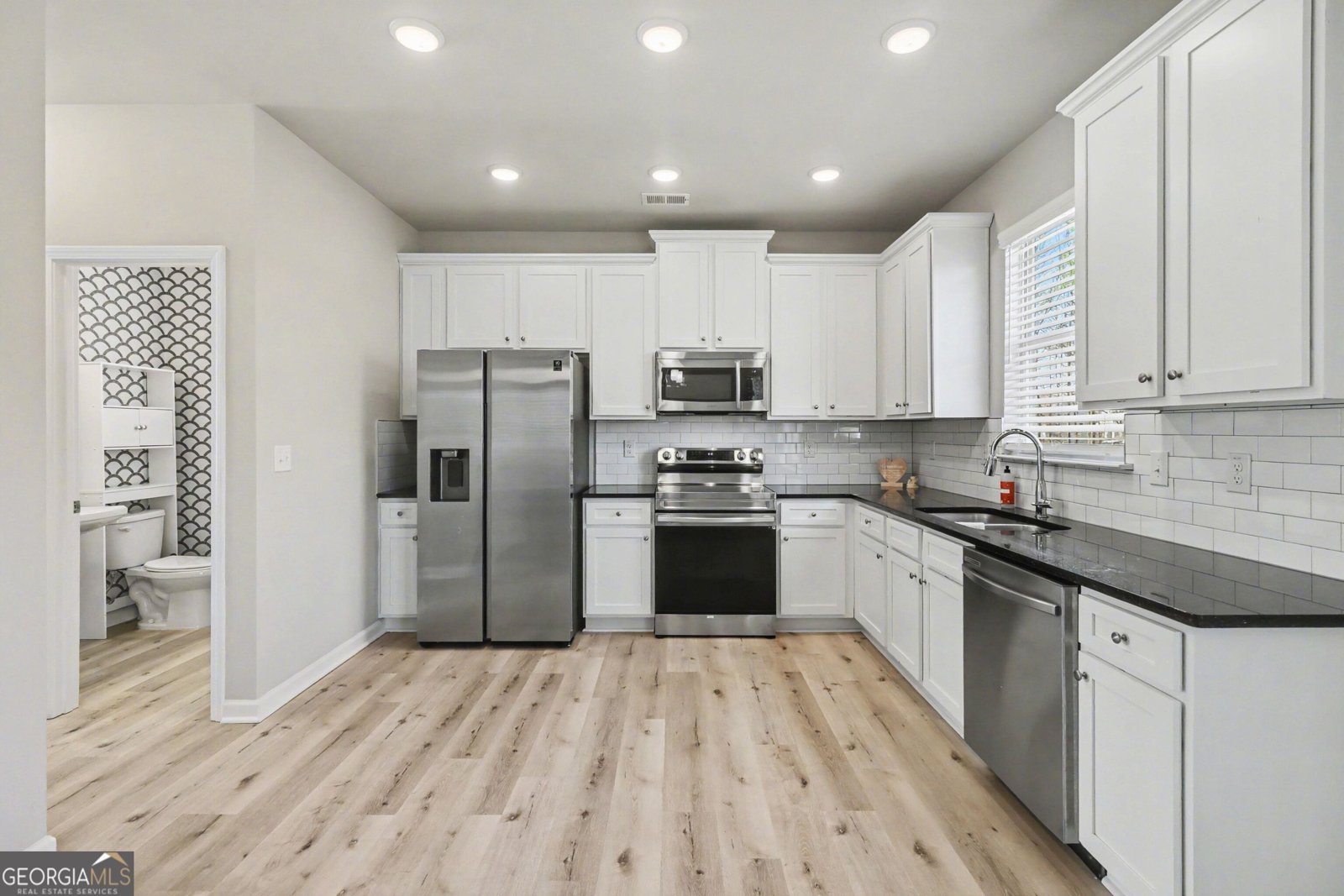 100 McGinnis Circle Calhoun - Photo 9