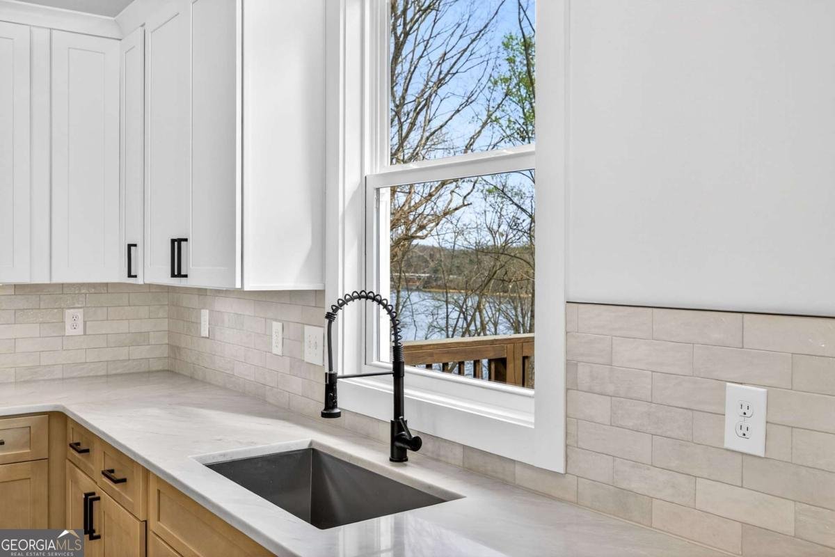 6220 Eagle Court Gainesville - Photo 12