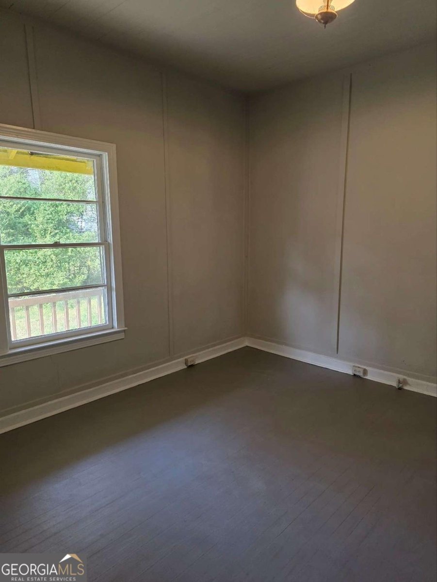 219 Grove Avenue Lindale - Photo 6