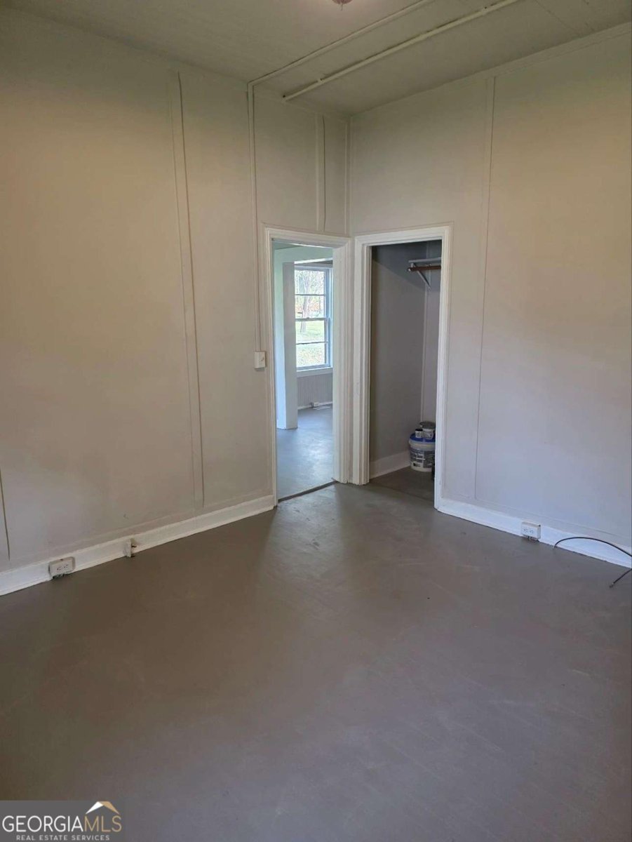 219 Grove Avenue Lindale - Photo 8