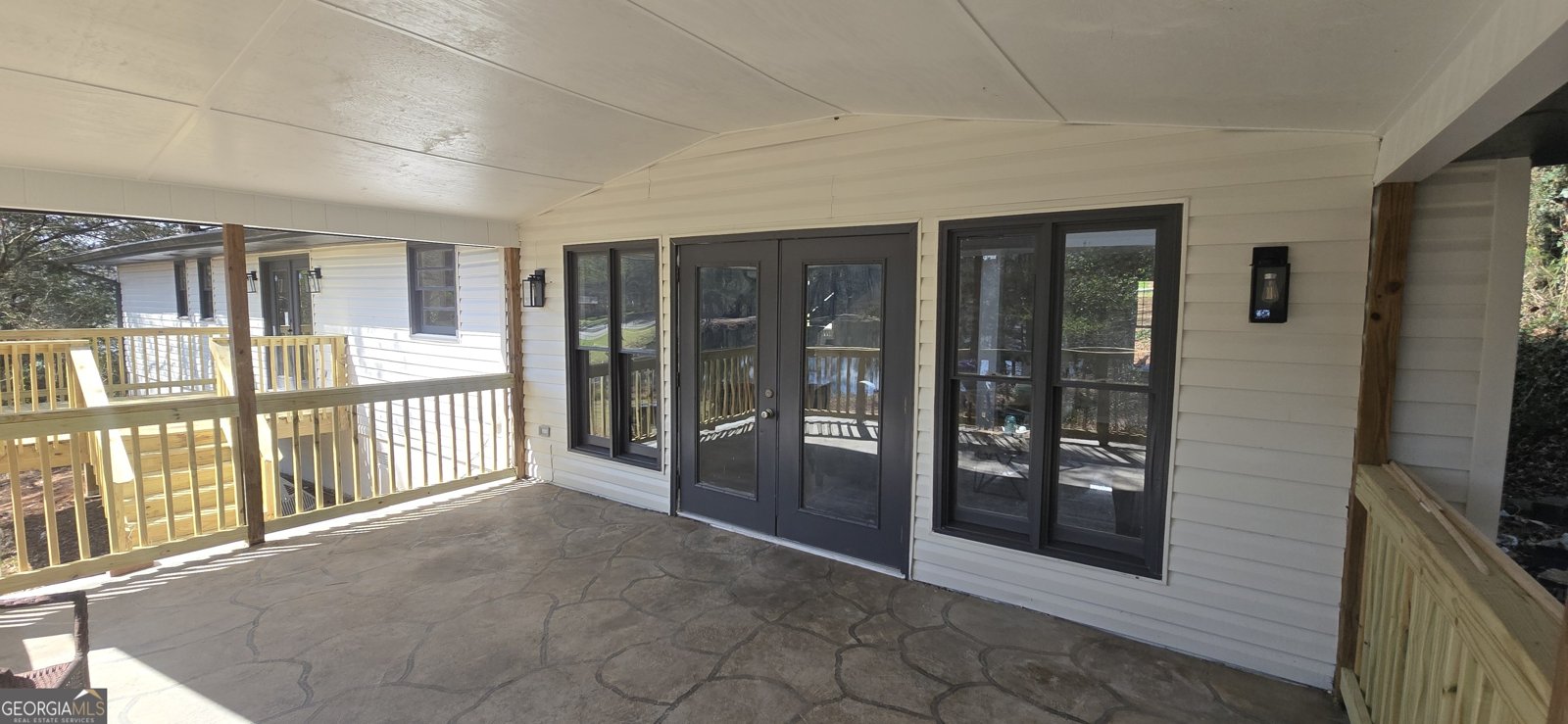 2541 Winding Lake Trail Conyers - Photo 16